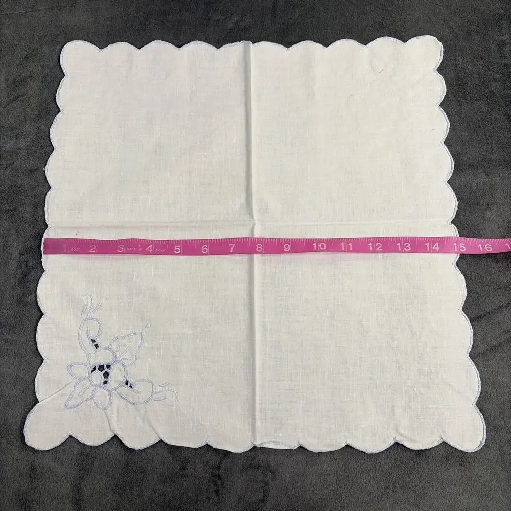 Vintage Cloth Napkins White/Blue Floral Corner Embroidery Scalloped Edge (8)